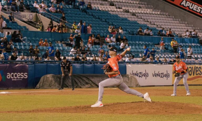 Águilas pierde ante Magallanes 10-3 y enlaza segunda caída al hilo