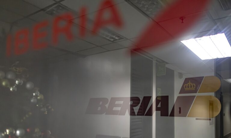 Iberia confía en retomar vuelos a Venezuela y antepone la seguridad de los pasajeros