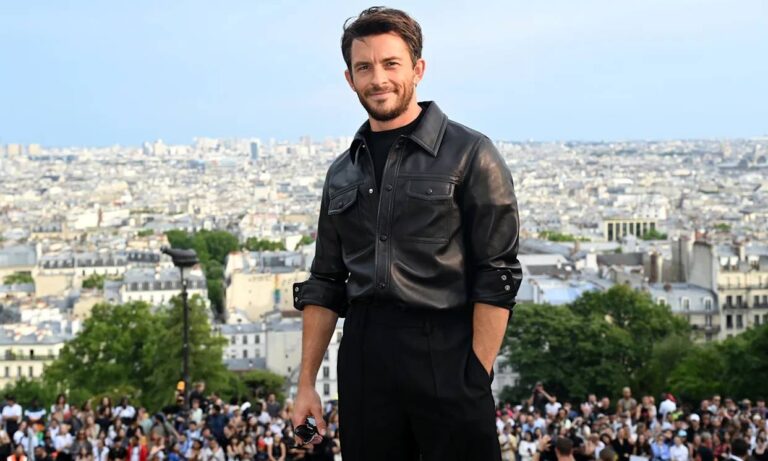 Jonathan Bailey es elegido por People como el hombre más sexy del mundo