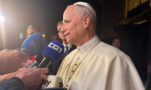 León XIV sobre política migratoria de Trump y ataques en el Caribe: "Con la violencia no ganaremos"