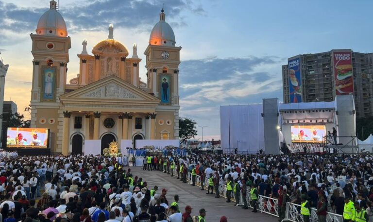 Monseñor Azuaje en misa solemne de la Chinita: "Es símbolo de la fidelidad divina hacia su pueblo"