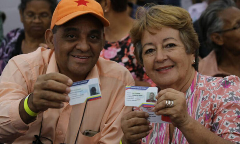 Depositarán este viernes la pensión y segundo mes de aguinaldo: $1,08