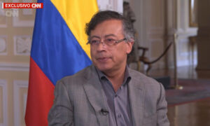 Para Petro el “problema” de Maduro es la “falta de democracia y diálogo”