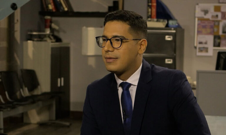 Oposición exige información sobre el paradero del periodista Joan Camargo