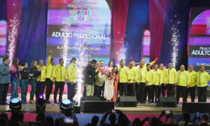 Rincón Morales triunfa en el Festival “Maracaibo Elige la Gaita del Año 2025”