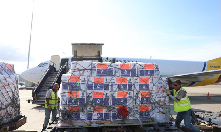 Llegan 250.000 vacunas pentavalentes desde la India