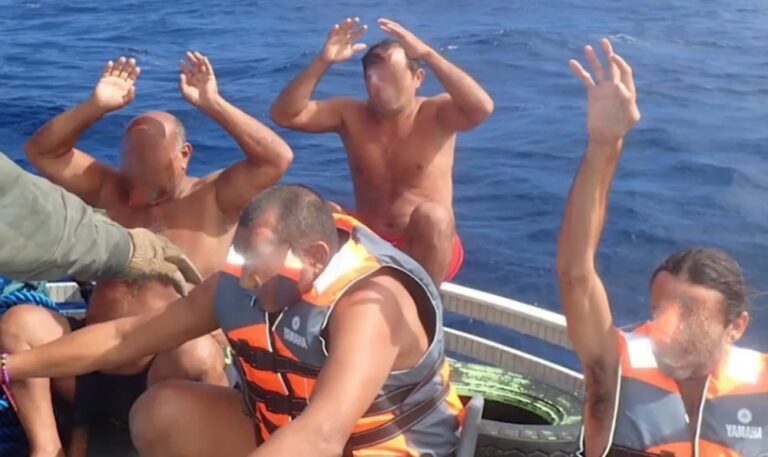 Presos en Portugal 4 venezolanos que tripulaban submarino con 1.7 toneladas de cocaína