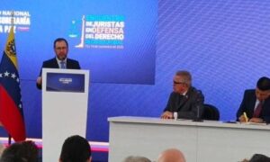 Yván Gil: Con EE. UU. no hay “confrontación”, sino “intento de invasión”