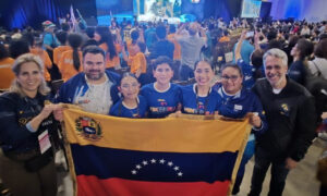Zulia obtiene medallas de oro y plata en la Olimpiada Mundial de Robótica Singapur