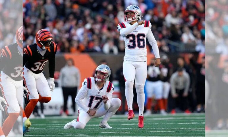 Designan al venezolano Andrés Borregales como jugador de la semana 12 en la NFL