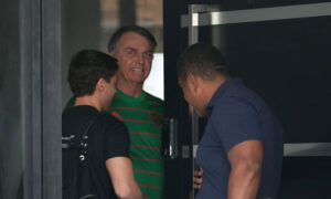 Bolsonaro detenido preventivamente por “riesgo de fuga y amenazas al orden público”