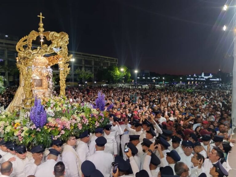 Maracaibo despide las Fiestas Patronales con la Aurora Chiquinquireña