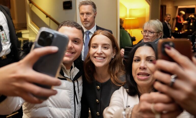 Hija de Machado: “Siento el orgullo de saber que no descansará hasta liberar Venezuela"