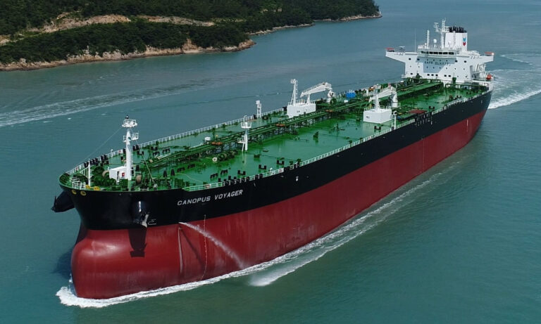 Gobierno anuncia que un buque de Chevron zarpó desde Venezuela a EE. UU.