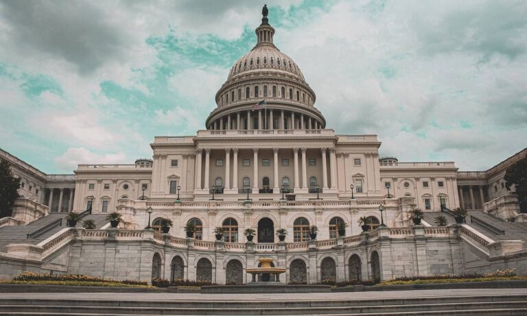 EE. UU. y Venezuela acuerdan formalmente restablecer relaciones diplomáticas