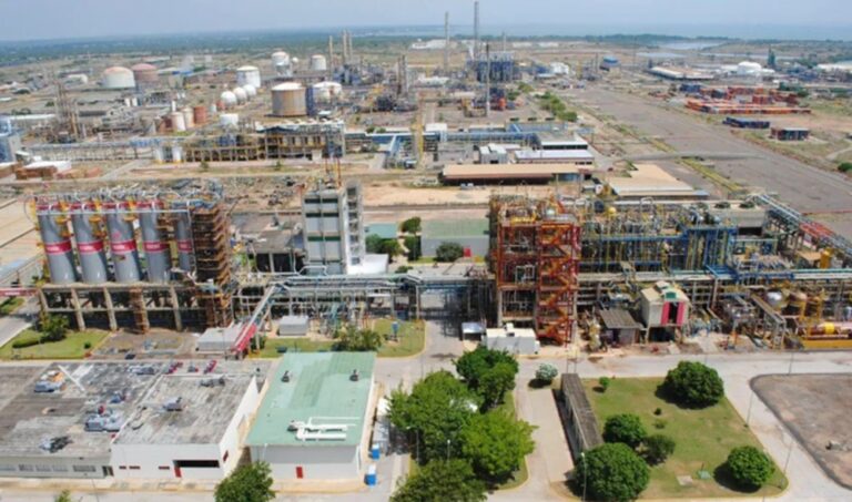La Fanb vigila instalaciones petroleras en Zulia y Falcón en medio de tensión con EE. UU.
