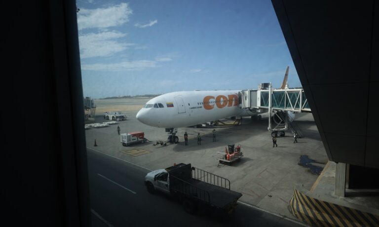 Llegan a Maiquetía vuelos de Colombia, Panamá y Rusia en medio de cancelaciones