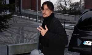 Danny Ocean llega a la prueba de sonido previo al Nobel a Machado