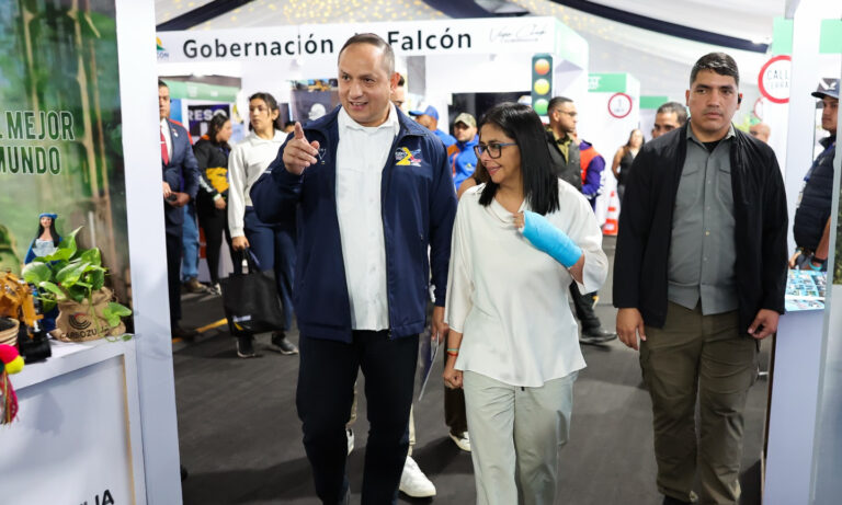 Delcy Rodríguez destaca “lecciones históricas": "El bloqueo no podrá con nosotros”