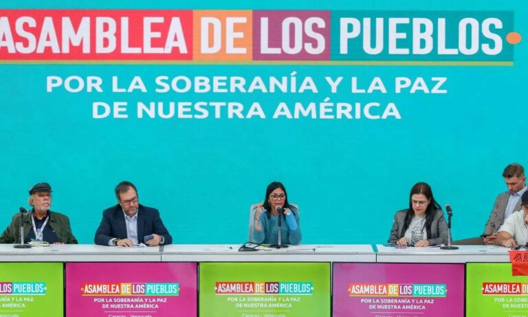 Delcy Rodríguez considera que el Nobel de Machado está “manchado en sangre”