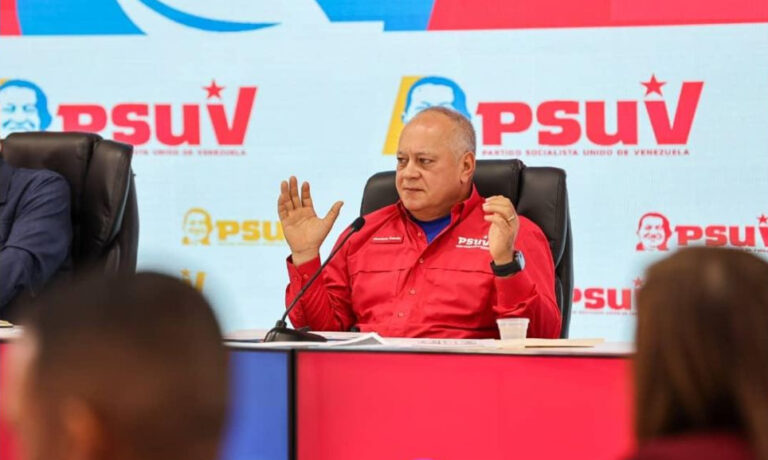 Cabello sobre “fuga de Machado”: “Es parte de la estupidez ilustrada de la oposición”