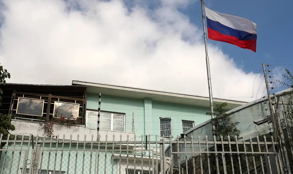 Rusia niega que ordenó evacuación de su embajada en Caracas