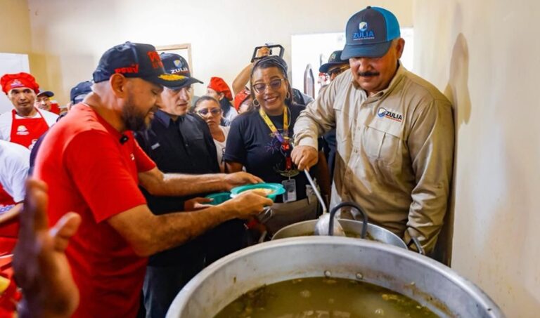 Gobernador reinaugura Casa de Alimentación Negra Matea en San Francisco