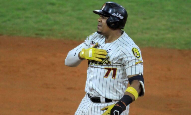 Águilas anuncia la baja de tres lanzadores y la incorporación de Isaías Tejeda