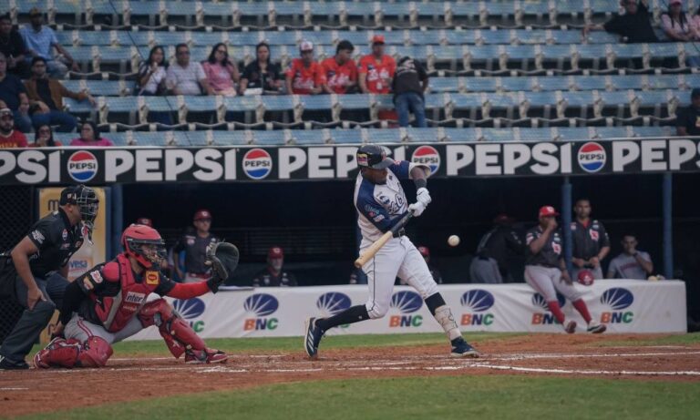 Águilas cierran séptima semana con balance negativo tras quinta derrota consecutiva