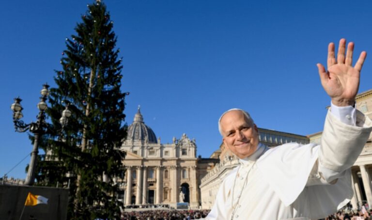 El Papa propone invitar a personas pobres o solas a la cena de Nochebuena