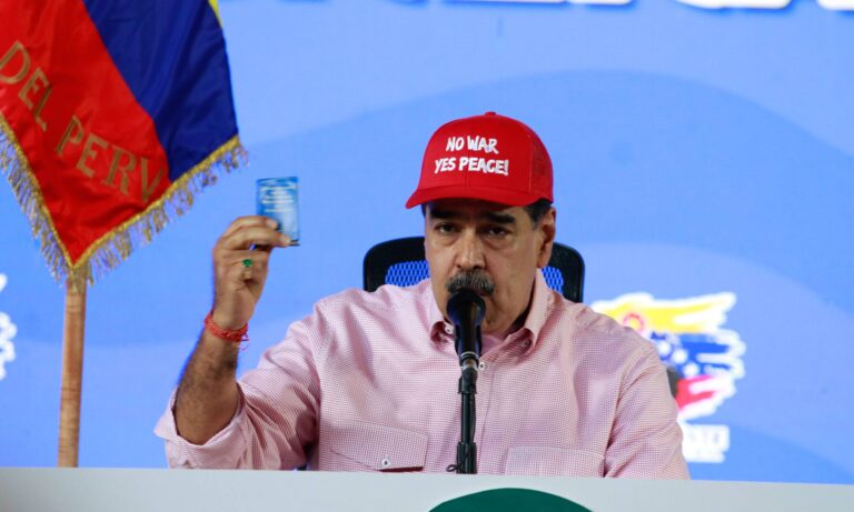 Maduro llama a trabajadores petroleros a “una gran protesta mundial” contra EE. UU.