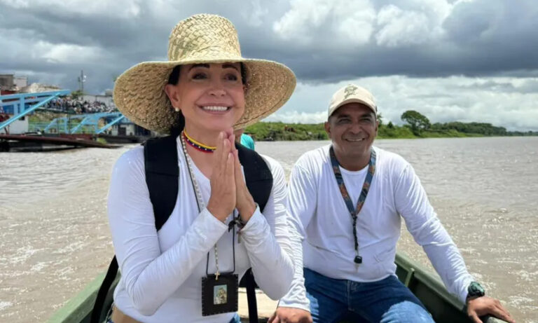 Wall Street Journal: Machado habría salido de Venezuela en lancha con destino a Curazao