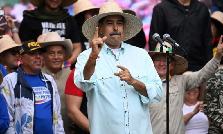 Maduro baila al ritmo de “No war, yes peace” en medio de tensiones con EE. UU.