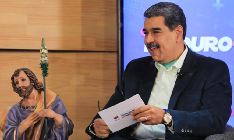 Maduro sobre fractura vertebral de Machado: "Lo que tiene roto es el cerebro"