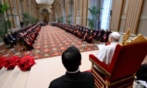 El Papa afirma que los abusos “llenan de vergüenza” a la Iglesia