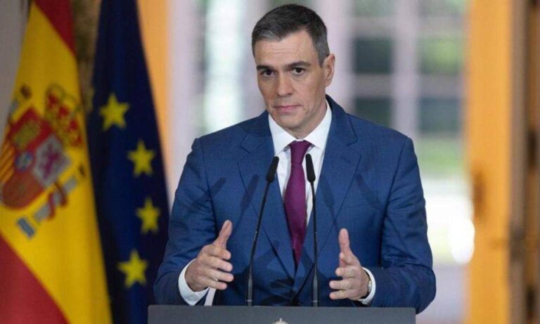 Pedro Sánchez considera "inaceptables" los ataques de EE. UU. cerca de Venezuela