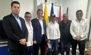 Petro se reúne con voceros venezolanos para impulsar un “acuerdo democrático nacional”