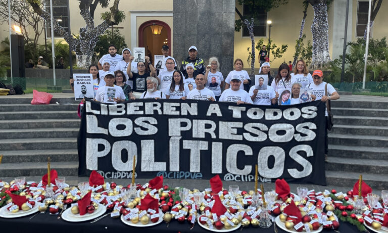 González Urrutia celebra 99 excarcelaciones: “Habrá paz cuando haya justicia”