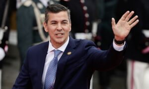 Peña viaja a Oslo para acompañar a Machado a recibir el Nobel de la Paz