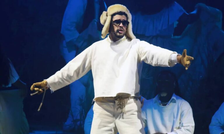 Spotify revela que Bad Bunny fue el artista más escuchado en el mundo en 2025