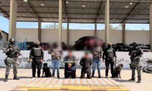 Venezolano y ecuatoriano son detenidos en operativo antinarcóticos en Ecuador