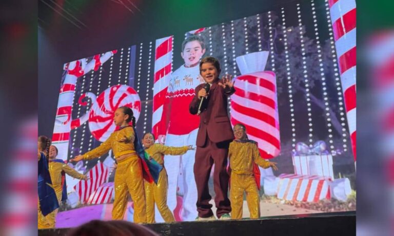 Debuta en los escenarios Luka, hijo de Jonathan Moly