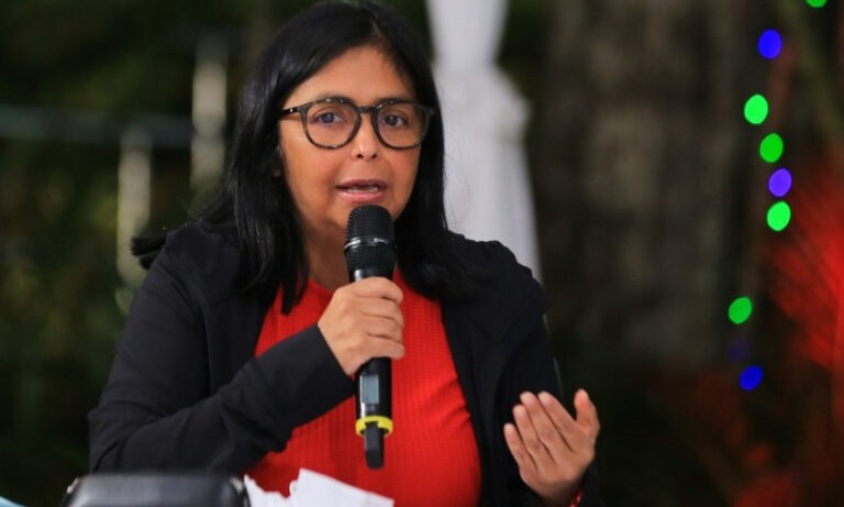 Delcy Rodríguez llama a extremar vigilancia en instalaciones petroleras