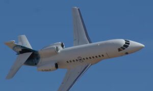 Segundo avión evita chocar con avión militar de EE. UU. cerca de Venezuela