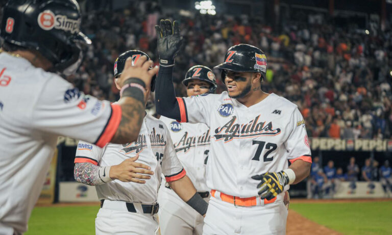 Águilas domina 15-7 a Magallanes y ocupa el segundo lugar del Round Robin