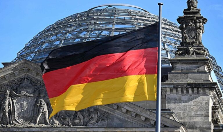 Alemania confirma excarcelación de 3 de sus ciudadanos