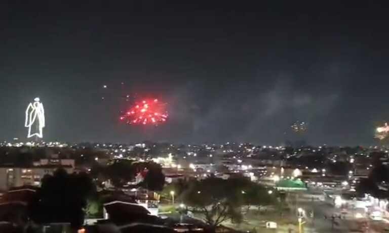 Maracaibo recibe el 2026 con el cielo iluminado con fuegos artificiales