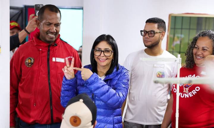 Delcy Rodríguez pide “unidad y constancia” para lograr la “tranquilidad económica”