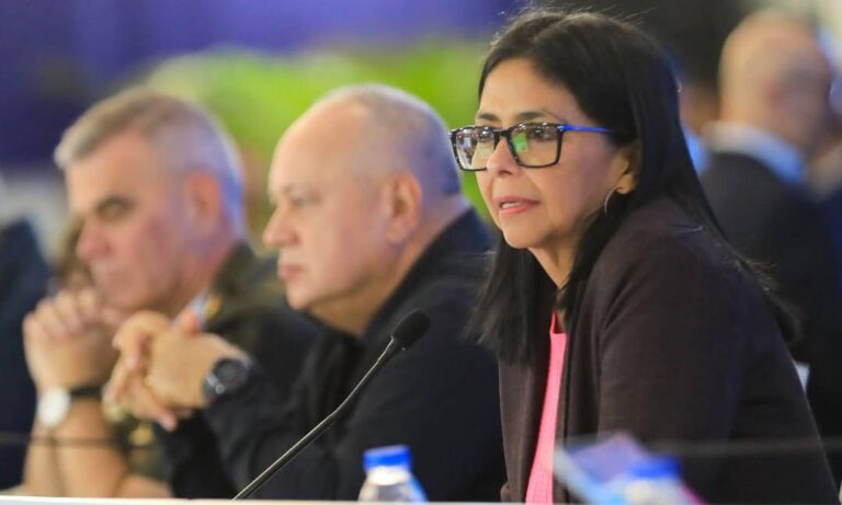 Delcy Rodríguez anuncia que ingresos del país se incrementarán “en un 37 %” en 2026