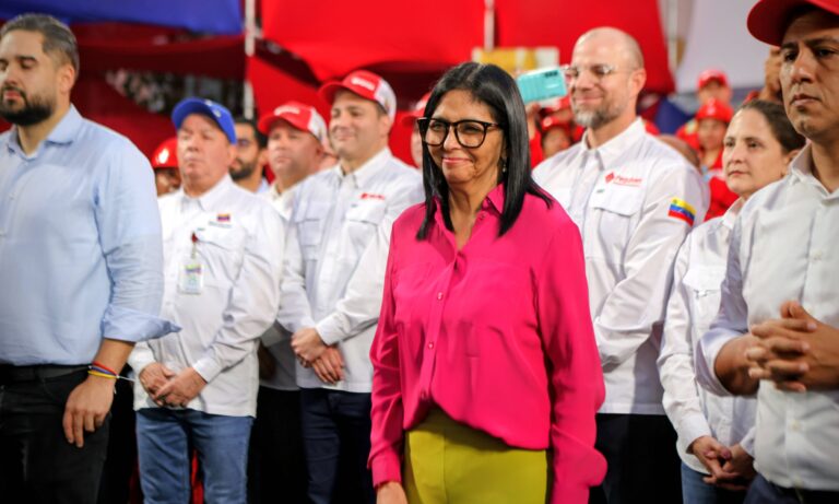 Delcy Rodríguez confirma que habló con Trump para cancelar restricciones de vuelos a Venezuela